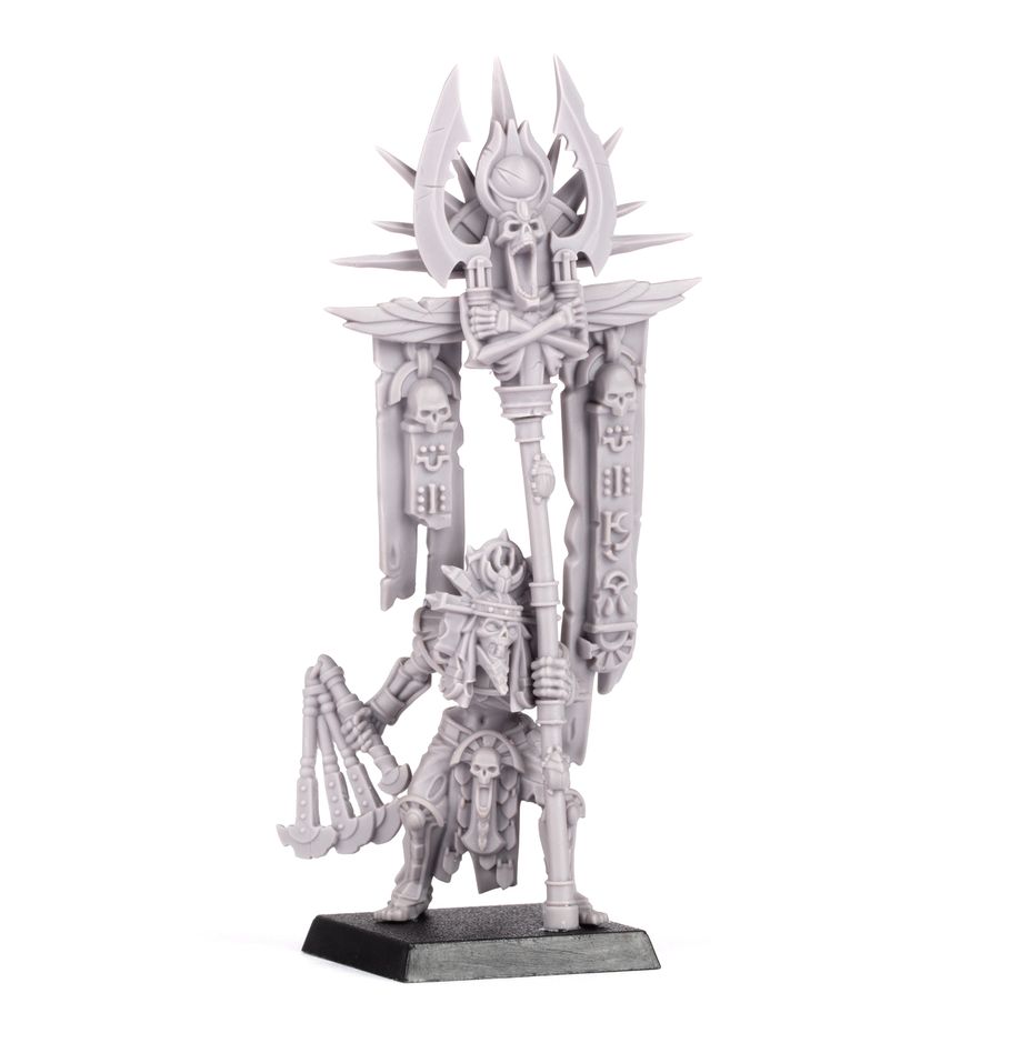 WARHAMMER THE OLD WORLD TOMB KINGS OF KHEMRI: BATTLE STANDARD BEARER-1710792145-7Qe69.jpg